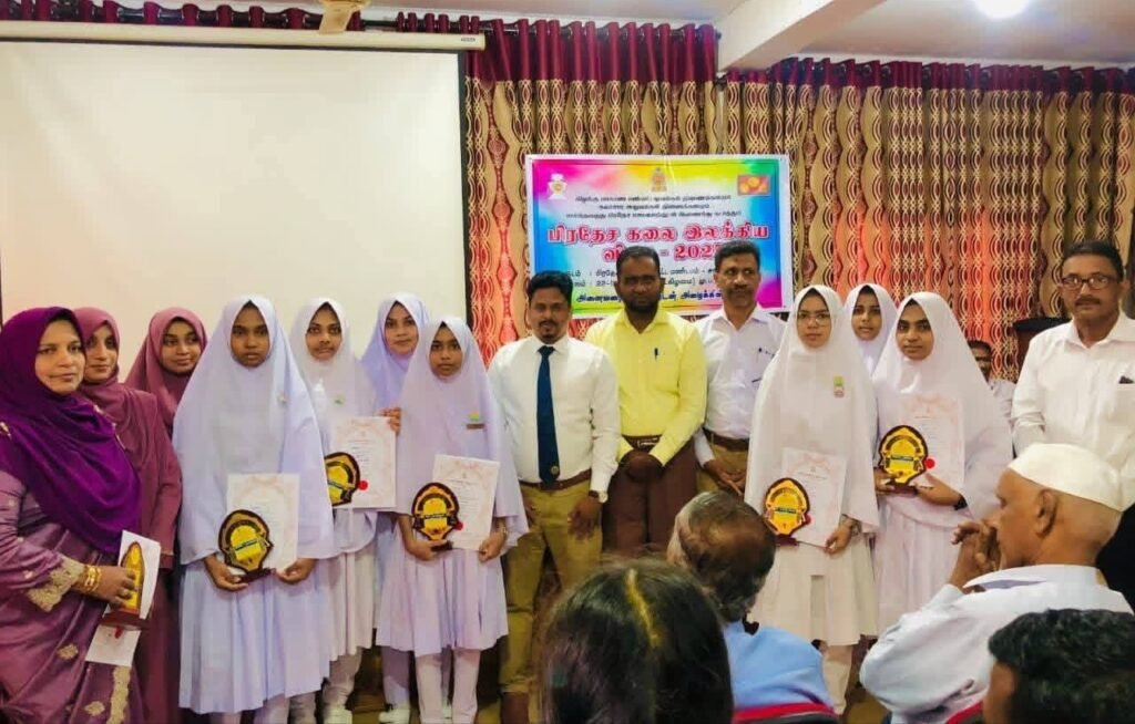 சாய்ந்தமருதில் பிரதேச மட்ட மற்றும் மாவட்ட கலை இலக்கிய விழா.