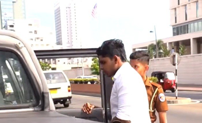 முன்னாள் இராஜாங்க அமைச்சரின் மகனை 24 மணி நேரம் தடுப்புக் காவலில் விசாரிக்க அனுமதி!