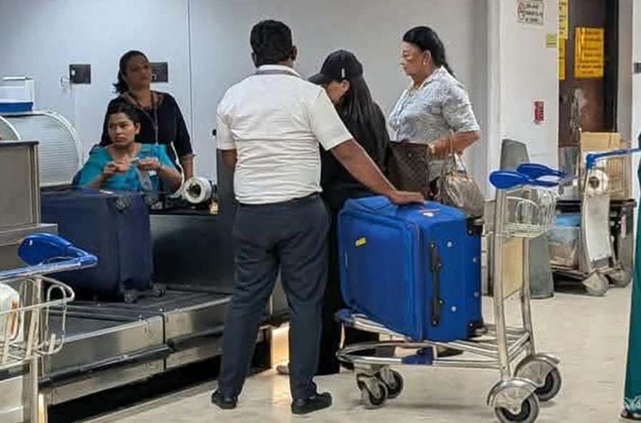 FCID விசாரணை அழைப்பின் மத்தியில் வெளிநாடு சென்ற ஷிரந்தி ராஜபக்ஷ – வெளியானது  காரணம்